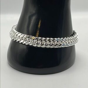 🌙 C539 - Stunning!! 925 Silver Chain Bracelet